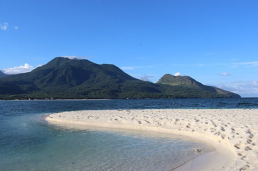 Hibok_Hibok_volcano_and_Camiguin_volcano